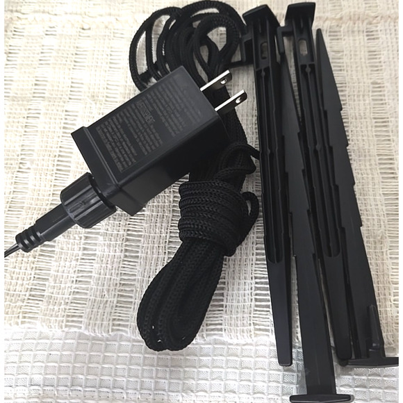 NIB Inflatable 5 Ft Decorated Christmas Tree Lighted Indoor Outdoor Stakes - Picture 6 of 9